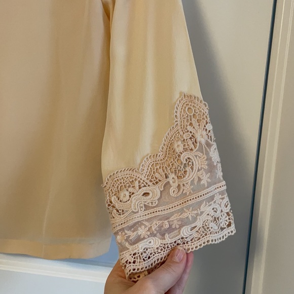 Broadway and Brooke blouse - Picture 2 of 2
